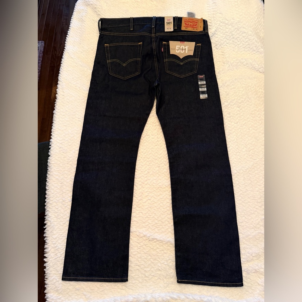 Levi's Men's 501 Straight Jeans - Deep Indigo Button fly - Picture 2 of 6